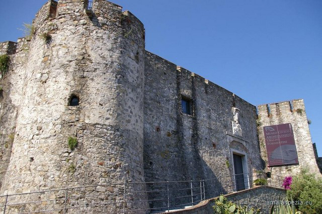 STATUE STELE DA TOCCARE E DA CREARE